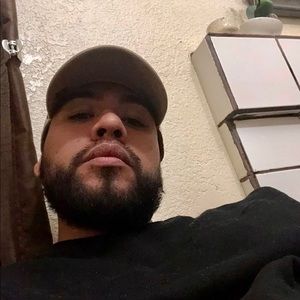 Meet your Posher, Julio